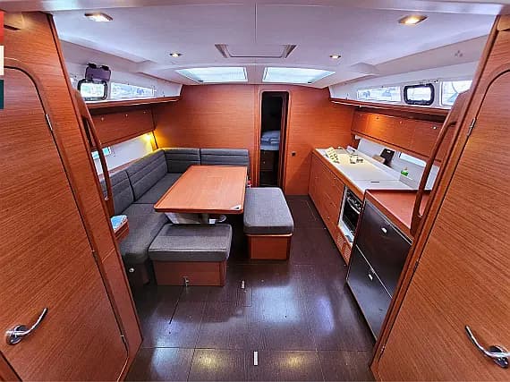 Dufour 460 Grand Large in Kaštel Gomilica / Marina Kaštela - Photo 3