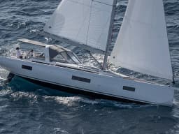 Oceanis 54 in Mallorca / Palma de Mallorca / La Lonja Marina Charter thumbnail 6