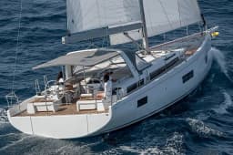Oceanis 54 in Mallorca / Palma de Mallorca / La Lonja Marina Charter thumbnail 7
