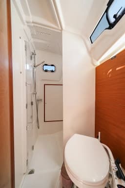 Sun Odyssey 350 in Preveza Main Port thumbnail 14