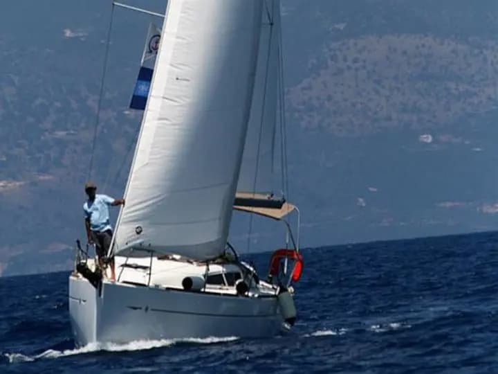 Sun Odyssey 33i in Corfu / Gouvia / D-Marin Marina Gouvia - Photo 4