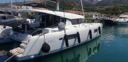 Lagoon 42 in Tropea / Porto di Tropea thumbnail 11