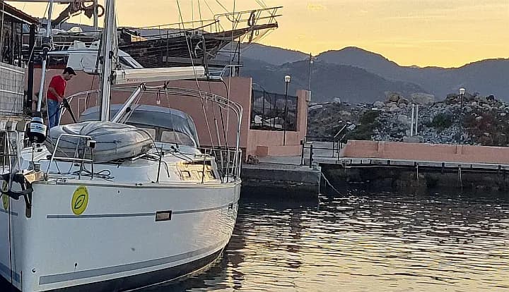 Bavaria Cruiser 51 in Sicily / Furnari / Marina Portorosa - Photo 5