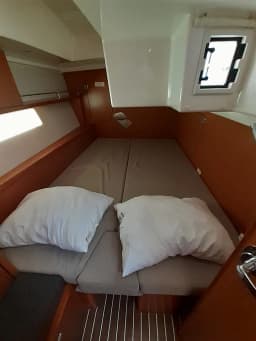 Bavaria C45 in Punta Ala thumbnail 3