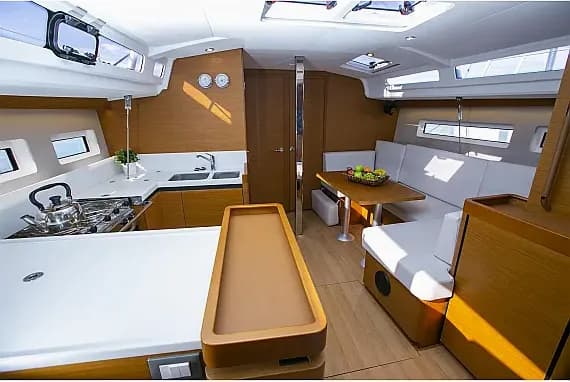 Sun Odyssey 440 in Skopelos / Elios / Neo Klima - Photo 3