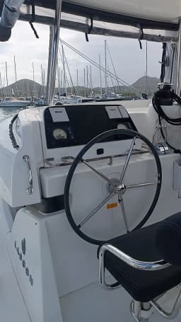 Lagoon 42 in Martinique / Le Marin thumbnail 19