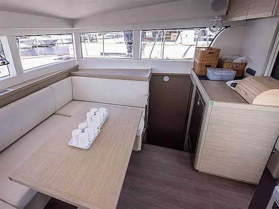 Lagoon 40 in Primošten / Marina Kremik - Photo 3