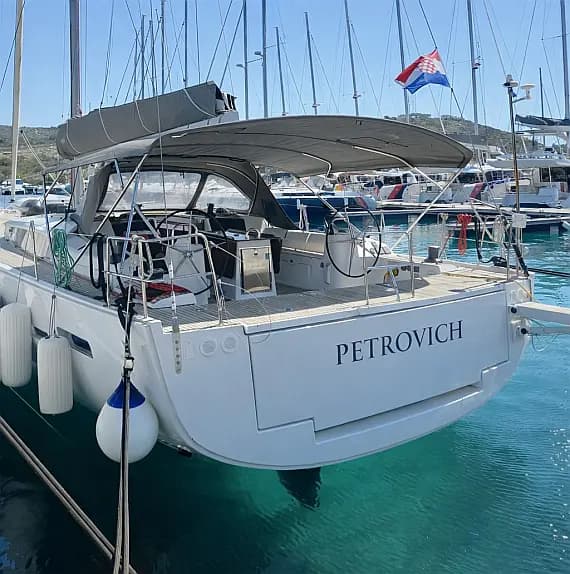 Dufour 560 Grand Large in Primošten / Marina Kremik - image 1