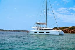 Dufour Catamaran 48 in Salerno / Marina d'Arechi thumbnail 14
