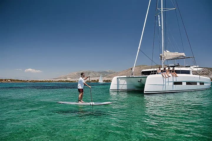 Dufour Catamaran 48 in Salerno / Marina d'Arechi - Photo 5