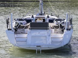 Dufour 44 in Mallorca / Palma de Mallorca / La Lonja Marina Charter thumbnail 13