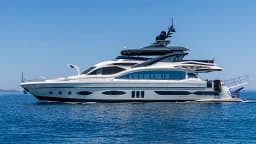 Luxury Motor Yacht in Bodrum Marina thumbnail 17