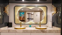 Luxury Motor Yacht in Bodrum Marina thumbnail 27