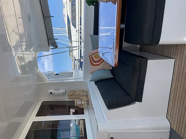 Lagoon 52 in Ibiza / Santa Eulària des Riu / Marina Santa Eulalia - Photo 5