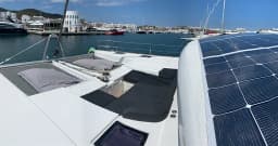 Lagoon 52 in Ibiza / Santa Eulària des Riu / Marina Santa Eulalia thumbnail 41