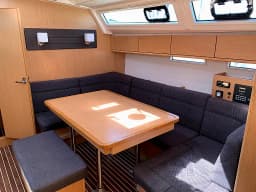 Bavaria Cruiser 46 in Lavrion / Olympic Marina thumbnail 14