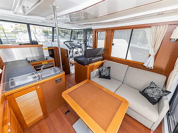Swift Trawler 34 Fly in Zadar / Marina Zadar - Photo 3