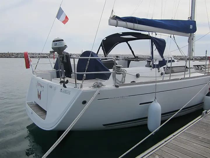 Dufour 445 Grand Large in Saint-Quay-Portrieux / Port d'Armor - Photo 5