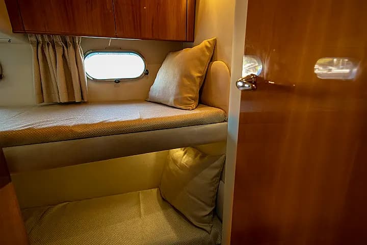 Princess 45 in Athens / Alimos Marina - Photo 3