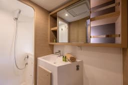 Lagoon 42 in Trogir / SCT Marina Trogir thumbnail 9