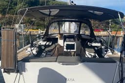 Dufour 390 in Sardinia / Portisco / Marina di Portisco thumbnail 18