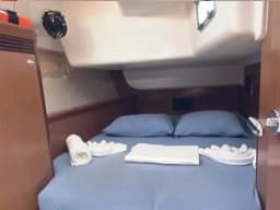 Oceanis 43 in Fethiye / Ece Marina thumbnail 5
