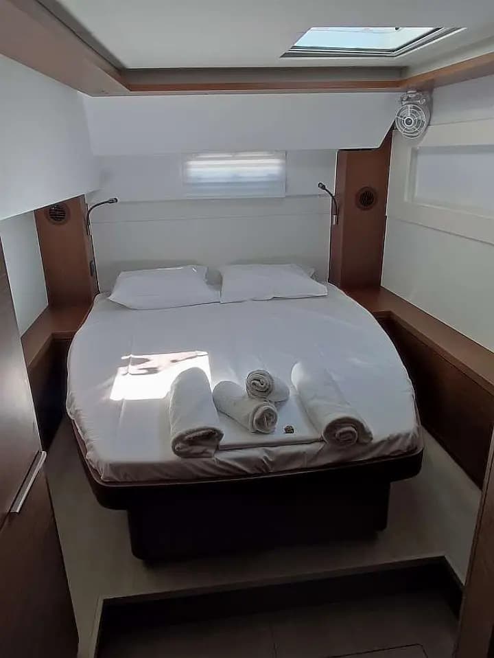 Lagoon 46 in Lavrion / Olympic Marina - Photo 4