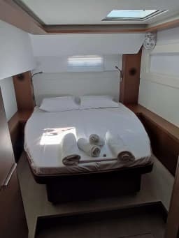 Lagoon 46 in Lavrion / Olympic Marina thumbnail 3