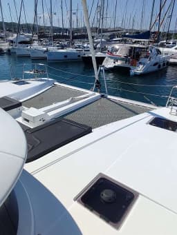 Lagoon 46 in Lavrion / Olympic Marina thumbnail 6