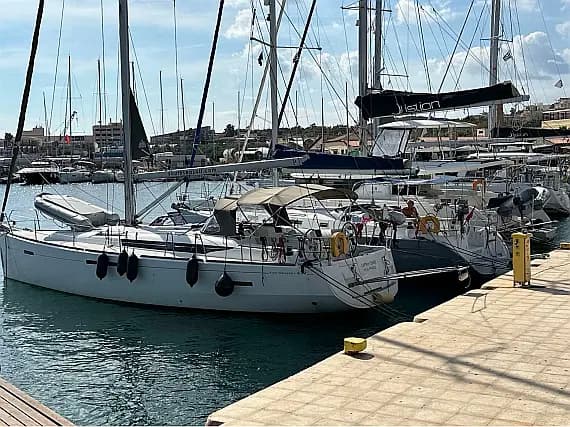 Sun Odyssey 439 in Volos / Port of Volos - Photo 1