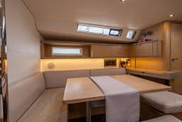 Oceanis 45 in Salerno / Marina d'Arechi thumbnail 14