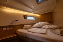 Oceanis 45 in Salerno / Marina d'Arechi thumbnail 19