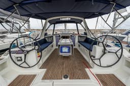 Oceanis 45 in Salerno / Marina d'Arechi thumbnail 22