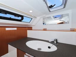 Bavaria Cruiser 37 in Zadar / Marina Zadar thumbnail 100