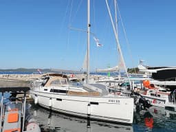 Bavaria Cruiser 37 in Zadar / Marina Zadar thumbnail 17