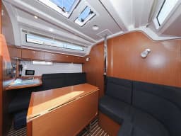 Bavaria Cruiser 37 in Zadar / Marina Zadar thumbnail 41
