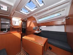 Bavaria Cruiser 37 in Zadar / Marina Zadar thumbnail 42