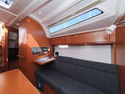 Bavaria Cruiser 37 in Zadar / Marina Zadar thumbnail 44