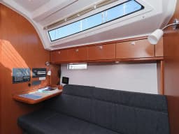 Bavaria Cruiser 37 in Zadar / Marina Zadar thumbnail 50