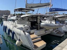 Lagoon 42 in Sardinia / Portisco / Cala dei Sardi thumbnail 5