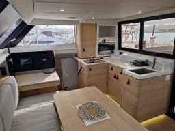 Aventura 37 in Ibiza / Sant Antoni de Portmany Port thumbnail 3