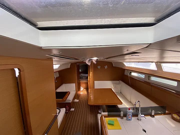 Sun Odyssey 409 in Fethiye / Ece Marina - Photo 4
