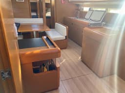 Sun Odyssey 519 in Lavrion / Olympic Marina thumbnail 12