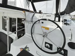 Lagoon 40 in Sukošan / D-Marin Dalmacija Marina thumbnail 8