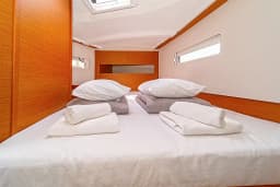 Sun Odyssey 410 in Skradin / ACI Marina Skradin thumbnail 3