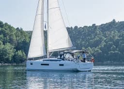 Sun Odyssey 410 in Skradin / ACI Marina Skradin thumbnail 7