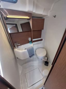 Oceanis 51.1 in Corfu / Gouvia / D-Marin Marina Gouvia thumbnail 7