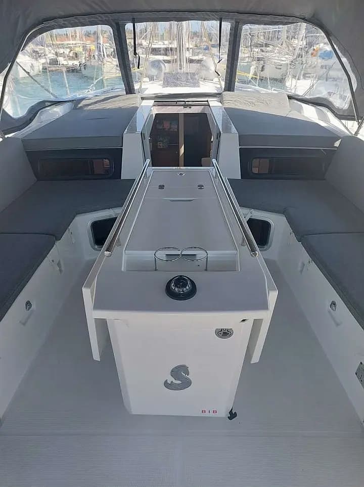 Oceanis 51.1 in Corfu / Gouvia / D-Marin Marina Gouvia - Photo 3