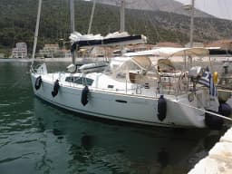 Oceanis 43 in Athens / Alimos Marina thumbnail 5