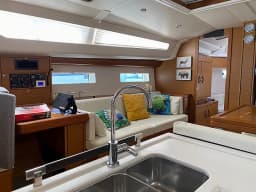 Jeanneau 51 in Šibenik / D-Marin Marina Mandalina thumbnail 20